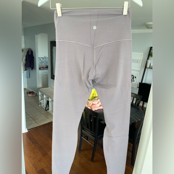 Lululemon lavender align leggings, twisted waist size 6 - Picture 3 of 4